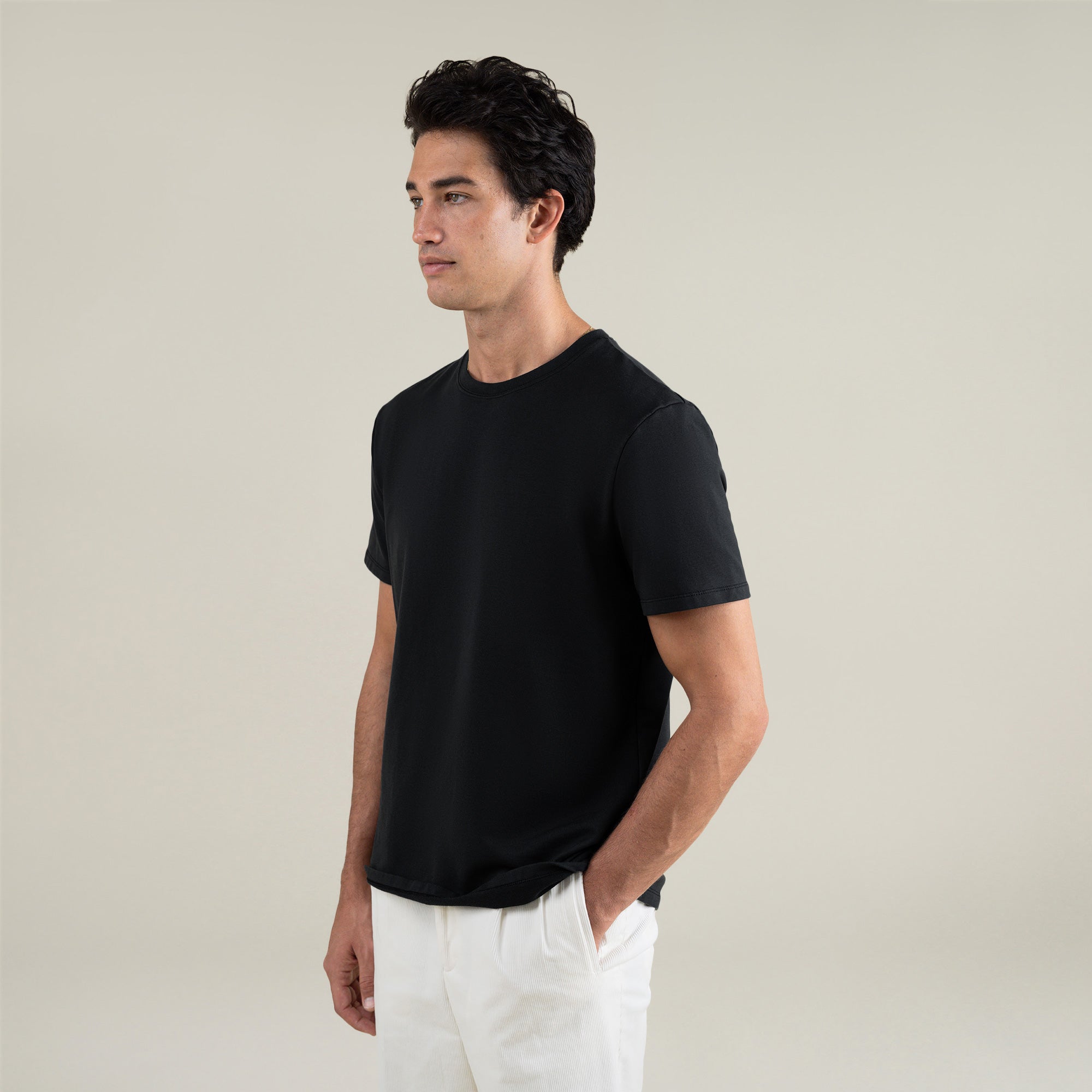 Cumulus Crew side profile, daylight